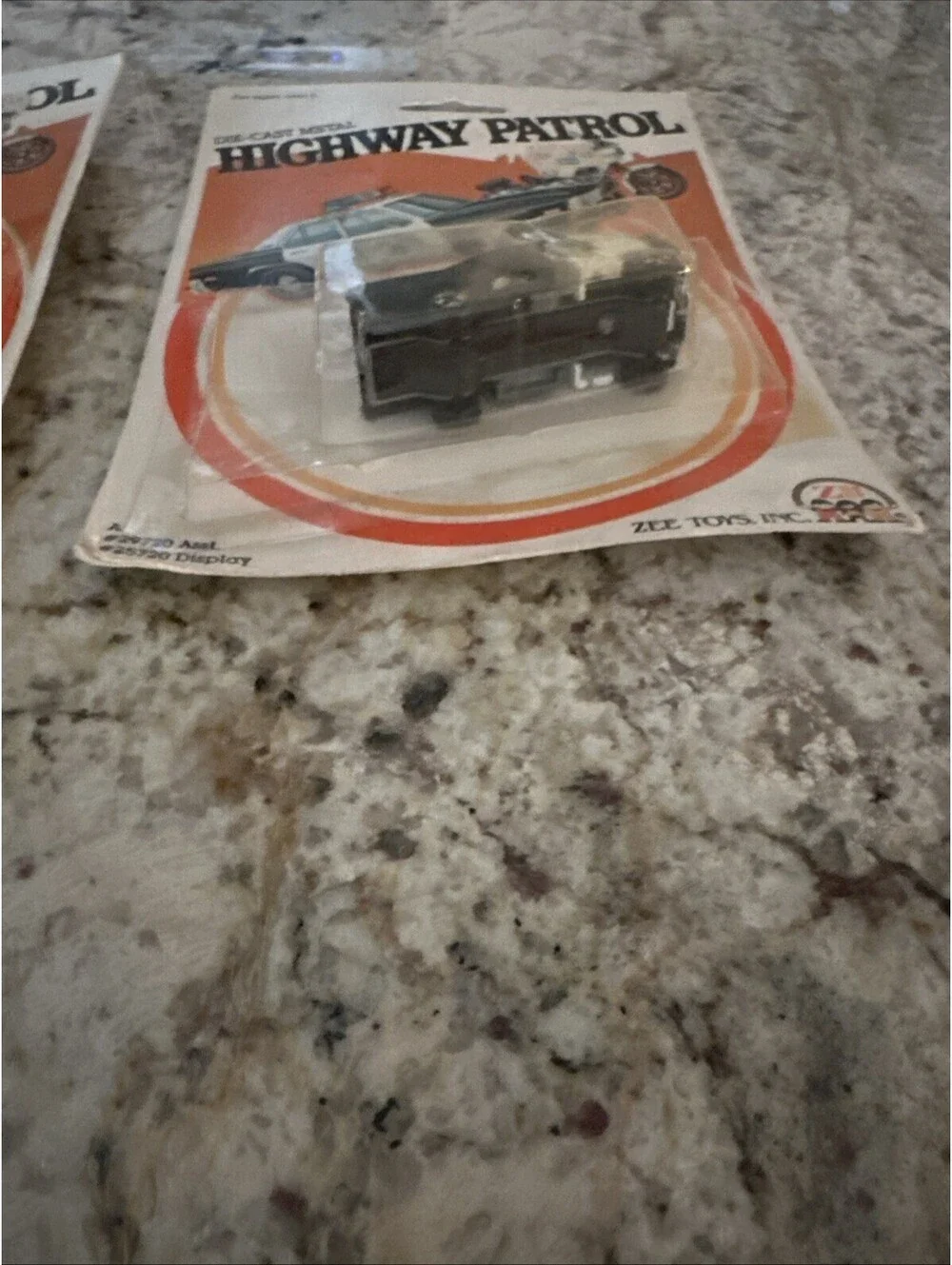 1982 ZEE TOYS Highway Patrol Diecast Helicopter & Tow Truck NEW